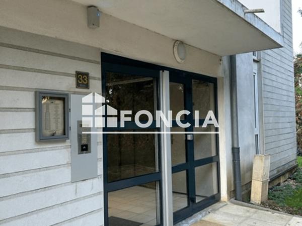 Location Studio 21.8 m² - 33 RUE DE SOLIGNAC Nancy 54000