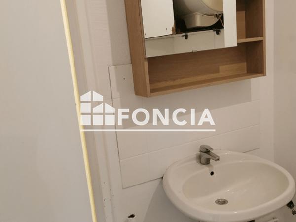 Location Studio 21.8 m² - 33 RUE DE SOLIGNAC Nancy 54000