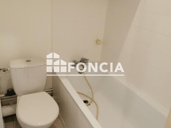 Location Studio 21.8 m² - 33 RUE DE SOLIGNAC Nancy 54000