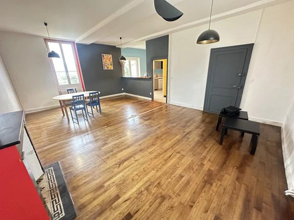 Vente Maison 7 pièces 156 m2 à Saint-Astier