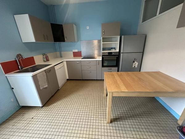 Vente Maison 7 pièces 156 m2 à Saint-Astier