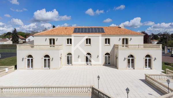 VILLA D'EXCEPTION EN BORD DE RIVIERE