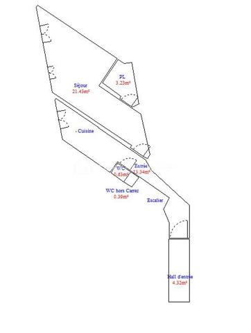 Rare à la Grande Motte, situé en plein cœur de ville, à quelques pas de la mer et des commerces, venez découvrir cet appartement 3 pièces en duplex de 74.37m2.

Desservi par une entrée commune, il comprend au RDC une entrée, une pièce de vie avec coin salle à manger, une cuisine indépendante, un cellier et un WC. À l'étage, vous trouverez deux grandes chambres dont une avec dressing, une salle de bain avec un deuxième WC et une douche.

Les + : Beaux volumes, façades refaites en 2025, proche mer et commerces, double vitrage avec système occultant par l'extérieur, volets roulants métalliques.
Cet appartement a deux destinations possibles : usage d'habitation ou local commercial en vue d'une profession libérale, des bureaux ou autres.

Dpe C, 
Taxe foncière 1528€,
Pas de parking.

A VOS VISITES !