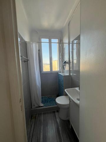 Appartement F2 avec balcon (dernier étage sans ascenseur)