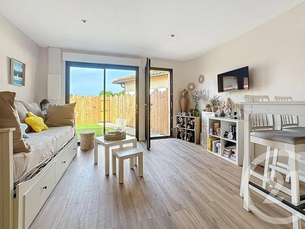 Maison à vendre  5 pièces - 146,20 m 2   GUJAN MESTRAS  - 33