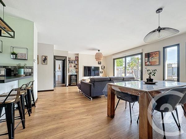 Maison à vendre  5 pièces - 146,20 m 2   GUJAN MESTRAS  - 33