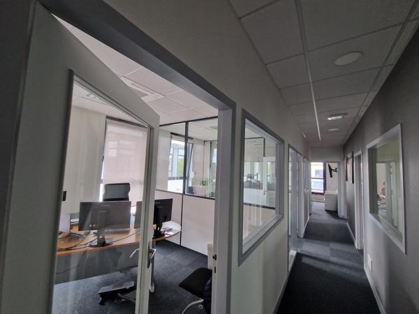 Bureaux 485m² – Beaucouze
