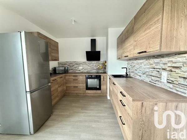 Appartement 3 pièces de 61 m² à Maurepas (78310)