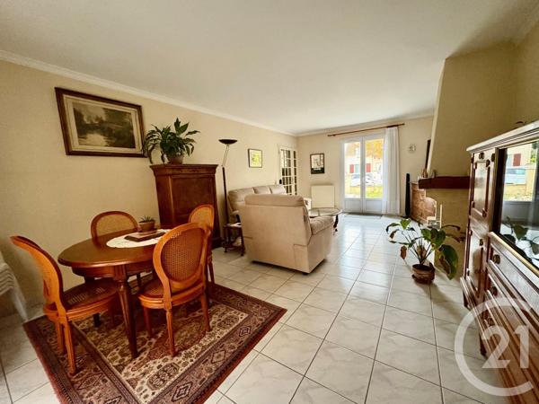 Maison à vendre  6 pièces - 113,81 m2 MAURECOURT - 78