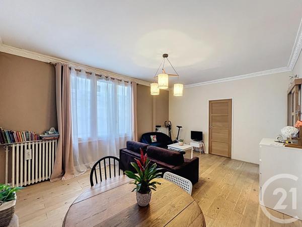 Immeuble à vendre  170,15 m2 BONNEUIL EN FRANCE - 95