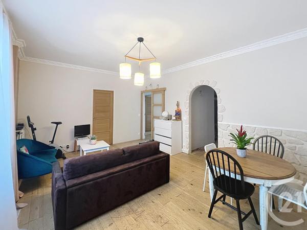 Immeuble à vendre  170,15 m2 BONNEUIL EN FRANCE - 95