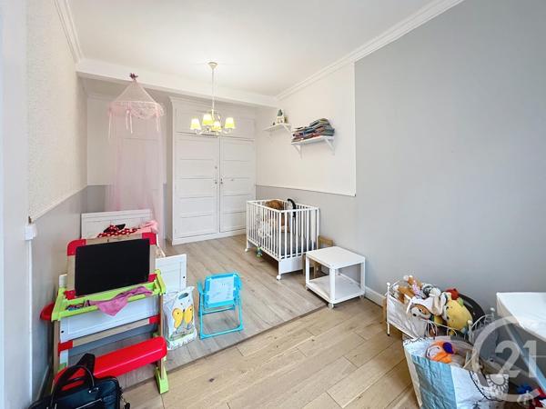 Immeuble à vendre  170,15 m2 BONNEUIL EN FRANCE - 95