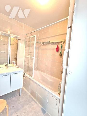 MAISON A VENDRE A TINQUEUX - Maison avec 3 chambres d'env. 98m²