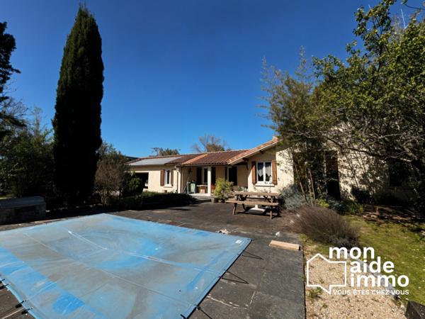 Maison plain pied 4 chambres double garage + piscine