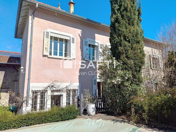 Maison de Maître familiale – 10 pièces – Centre de Voiron