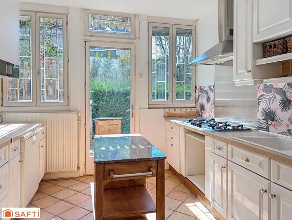 Maison de Maître familiale – 10 pièces – Centre de Voiron