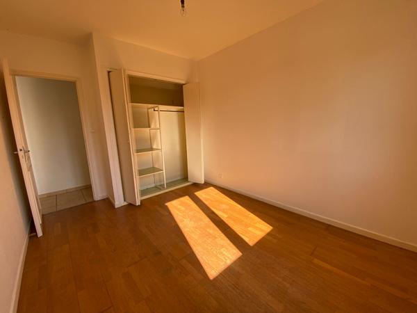 Maison Eysines 5 pièce(s) 120 m2 SUR 1040 m2 de terrain
