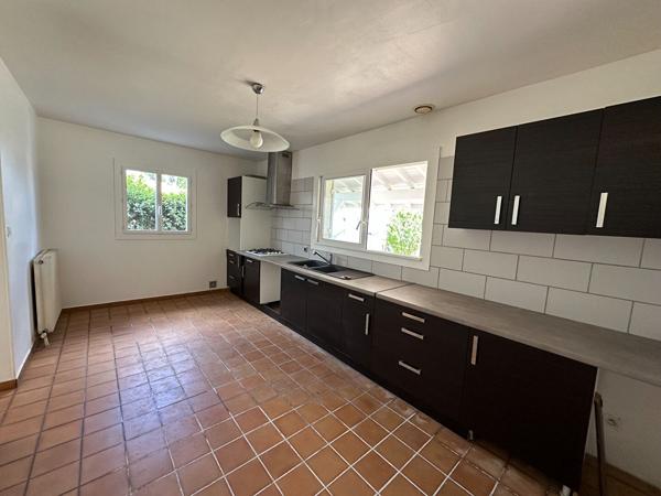 Maison Eysines 5 pièce(s) 120 m2 SUR 1040 m2 de terrain