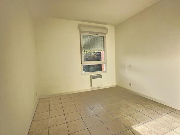 APPARTEMENT T3 - BALCON ET PARKING