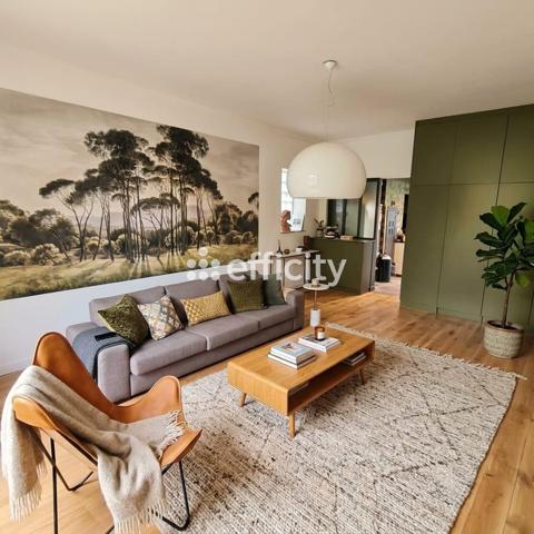 Maison
         10 pièces
        - 258 m² Bien prestige 1 245 000 € *