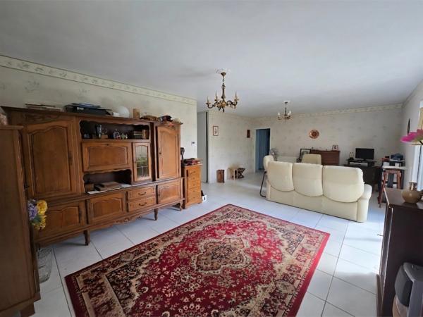 Maison à vendre 6 pièces EXIREUIL (79)