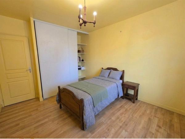 Maison à vendre 6 pièces EXIREUIL (79)