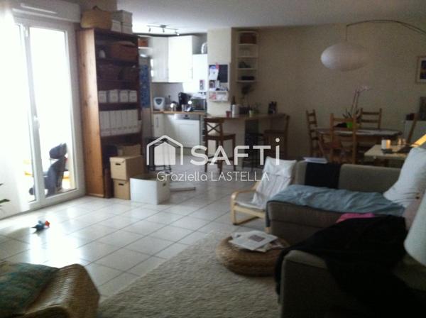 BEL APPARTEMENT DE 74 M² AVEC PARKING PRIVATIF