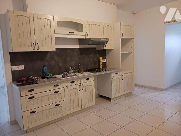 A VENDRE à proximité de la commune de CHAOURCE - Lieudit LA FEULIE, Une maison à usage d'habita...