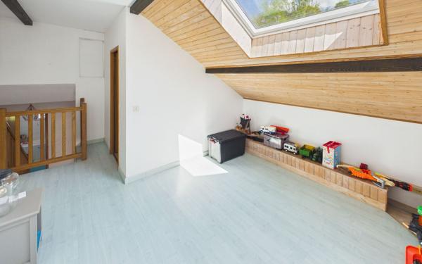 Maison à vendre    4 pièces • 102,30 m2 Voglans