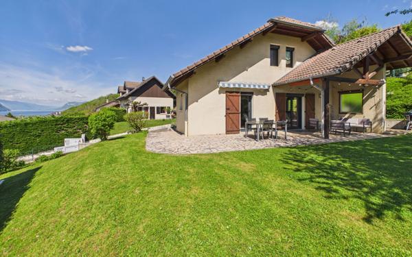 Maison à vendre    4 pièces • 102,30 m2 Voglans