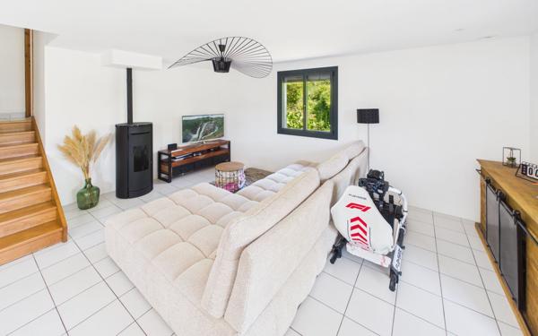 Maison à vendre    4 pièces • 102,30 m2 Voglans