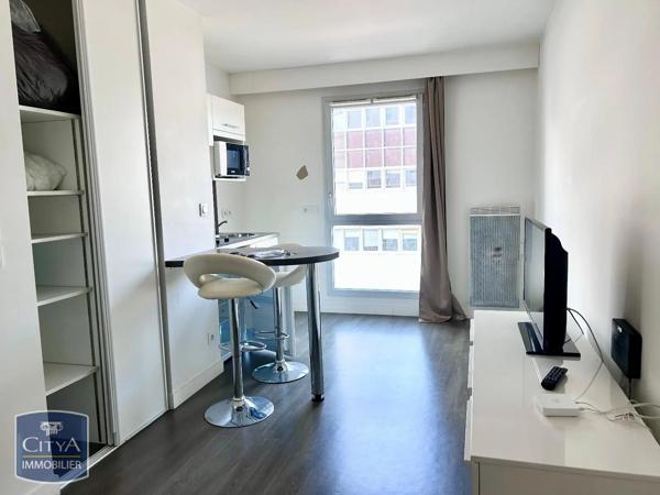 Appartement à louer 1 pièce 26.85m² Tours (37000)