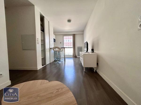 Appartement à louer 1 pièce 26.85m² Tours (37000)