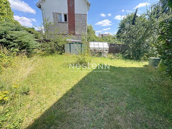 Maison Domont 5 pièce(s) 100 m2 habitables édifiée sur sous-sol total, et un terrain de 400 m²