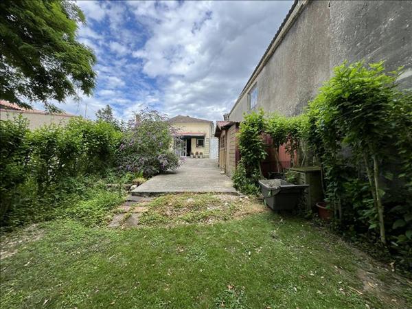 Maison à vendre |  Saint-Nicolas-de-la-Grave |  2 pièces | 60 m²