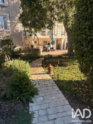 Maison à vendre 11 pièces 327 m² Bourges