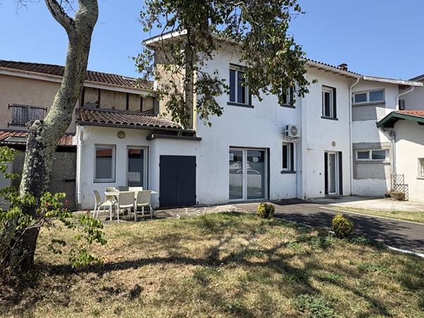 Maison Pontonx Sur L Adour 7 pièce(s) 185 m2 , Pontonx sur l adour