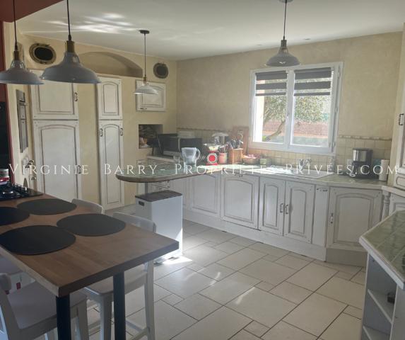 BELLE MAISON DE PLAIN PIED DE 150 M² NON MITOYENNE