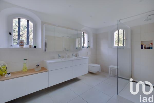 Maison à vendre 6 pièces 188 m² Tourrettes