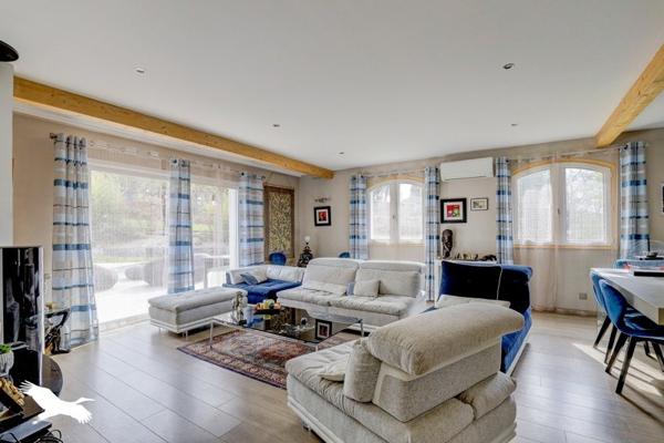 Maison à vendre |  Montastruc-la-Conseillère |  6 pièces | 225 m²