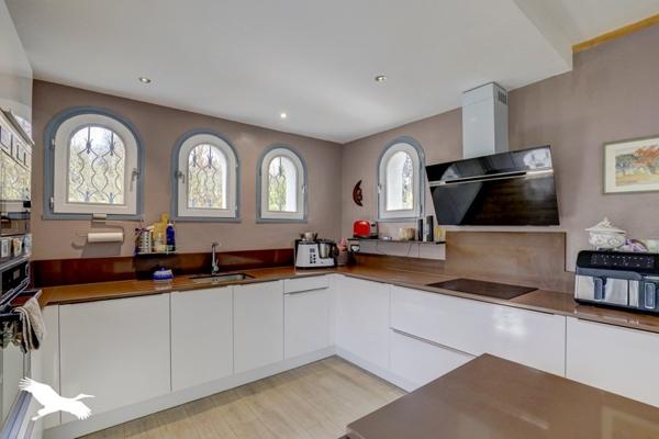 Maison à vendre |  Montastruc-la-Conseillère |  6 pièces | 225 m²