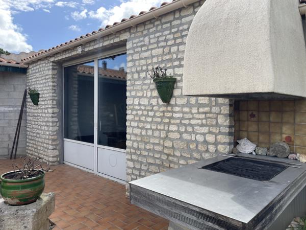 Maison  6 pièce(s)  3 chambre(s)  160 m²