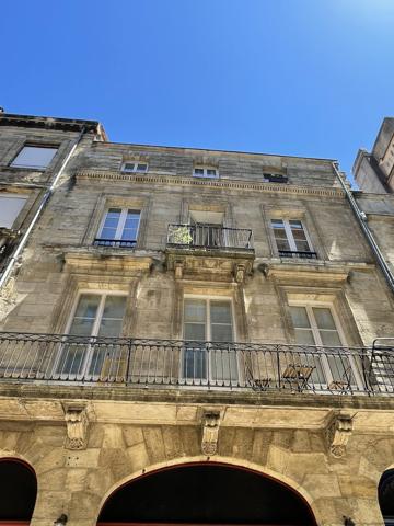 AU COEUR DU CENTRE HISTORIQUE DE BORDEAUX