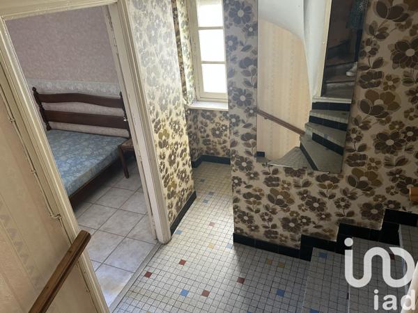 Maison de village 7 pièces de 111 m² à Pépieux (11700)