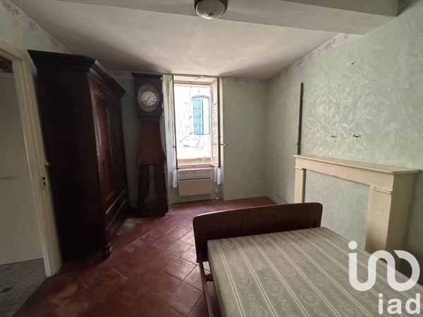 Maison de village 7 pièces de 111 m² à Pépieux (11700)