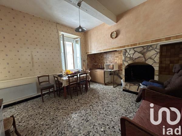 Maison de village 7 pièces de 111 m² à Pépieux (11700)