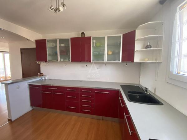 Appartement 2 pièces 61 m² à 15 minutes à pied de la plage