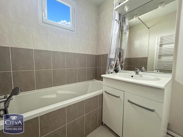 Appartement à vendre 3 pièces 85m² Saint-Jean-de-la-Ruelle (45140)
