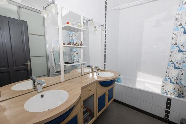 Maison 5 pièces - 125 m²