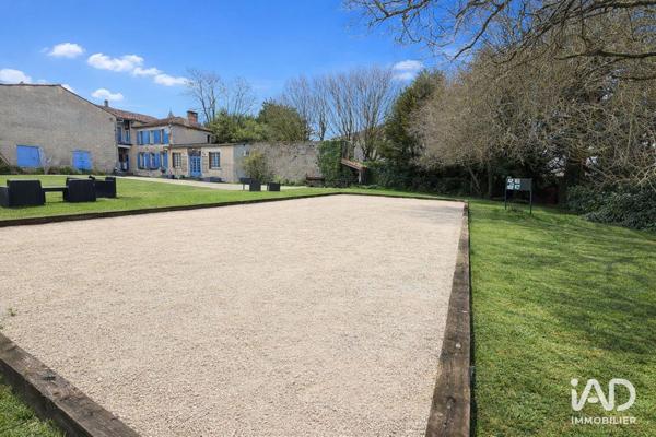 Bar-brasserie à vendre 142 m² Villefagnan